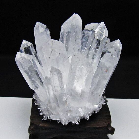水晶 クラスター 水晶 原石 台座付属 一点物 おまかせ便 182-8636