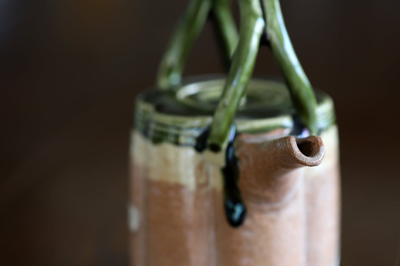 鳴海織部 輪花銚子 作・加藤二三男 工房・五平窯 美濃焼 | にっこう