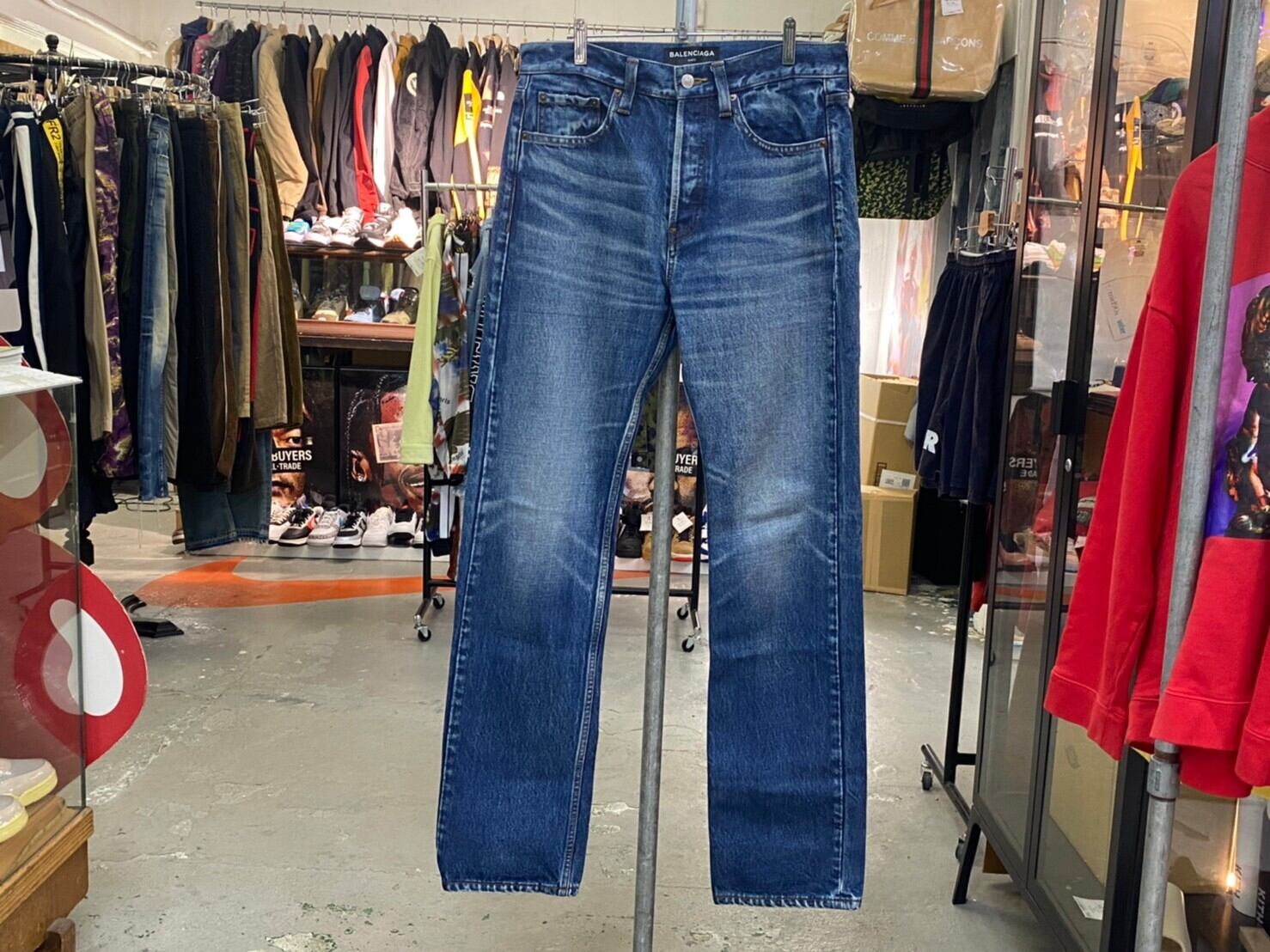 BALENCIAGA REGULAR FIT STONE WASHED DENIM 29 509122 TXE08 9081 