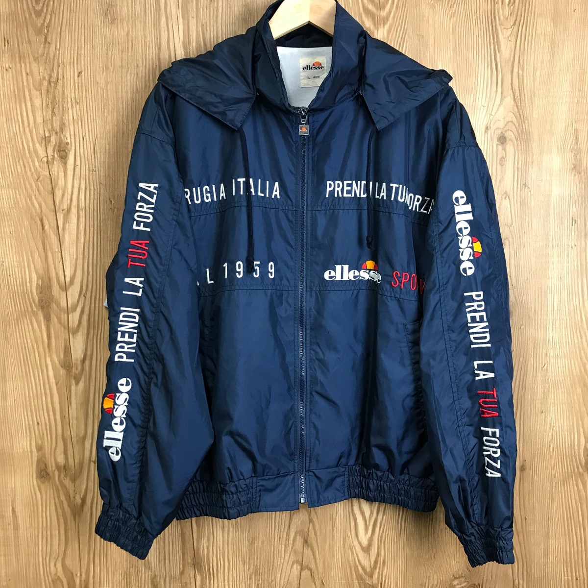 f19962a78b2041a813ef51f809fac9 