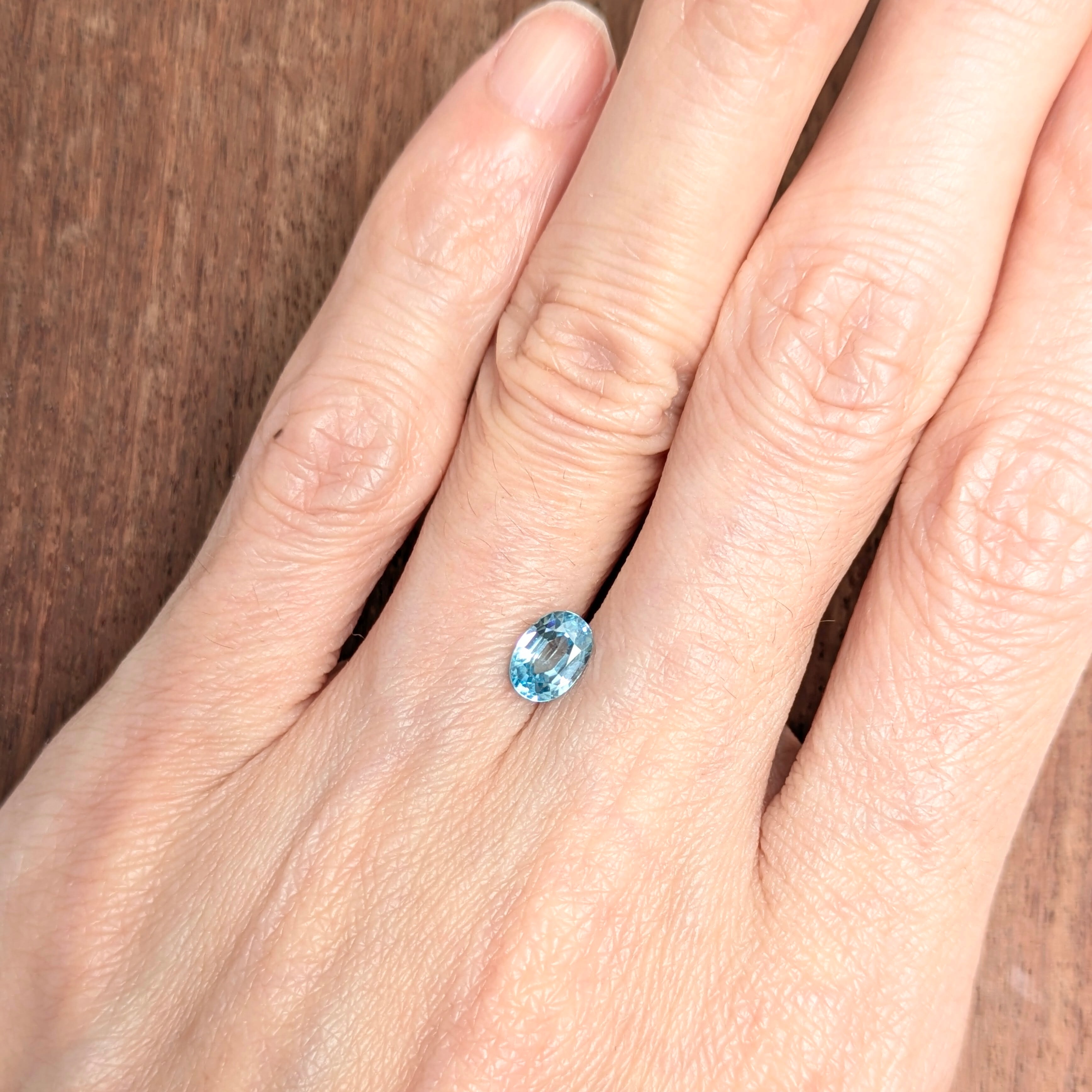 【お値下げ】【新品未使用】ブルージルコン　ルース ブルージルコン ルース カンボジア産 【1.06ct】 PRO208687 | Gem's