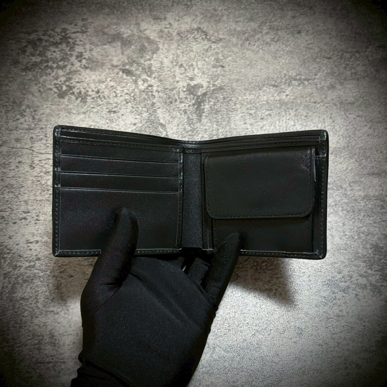 総手縫い スタースティングレイ ミニ財布 ガルーシャ ブラック 黒 2 スタースティングレイ ミニ財布 総手縫い 現物写真 ガルーシャ コイン