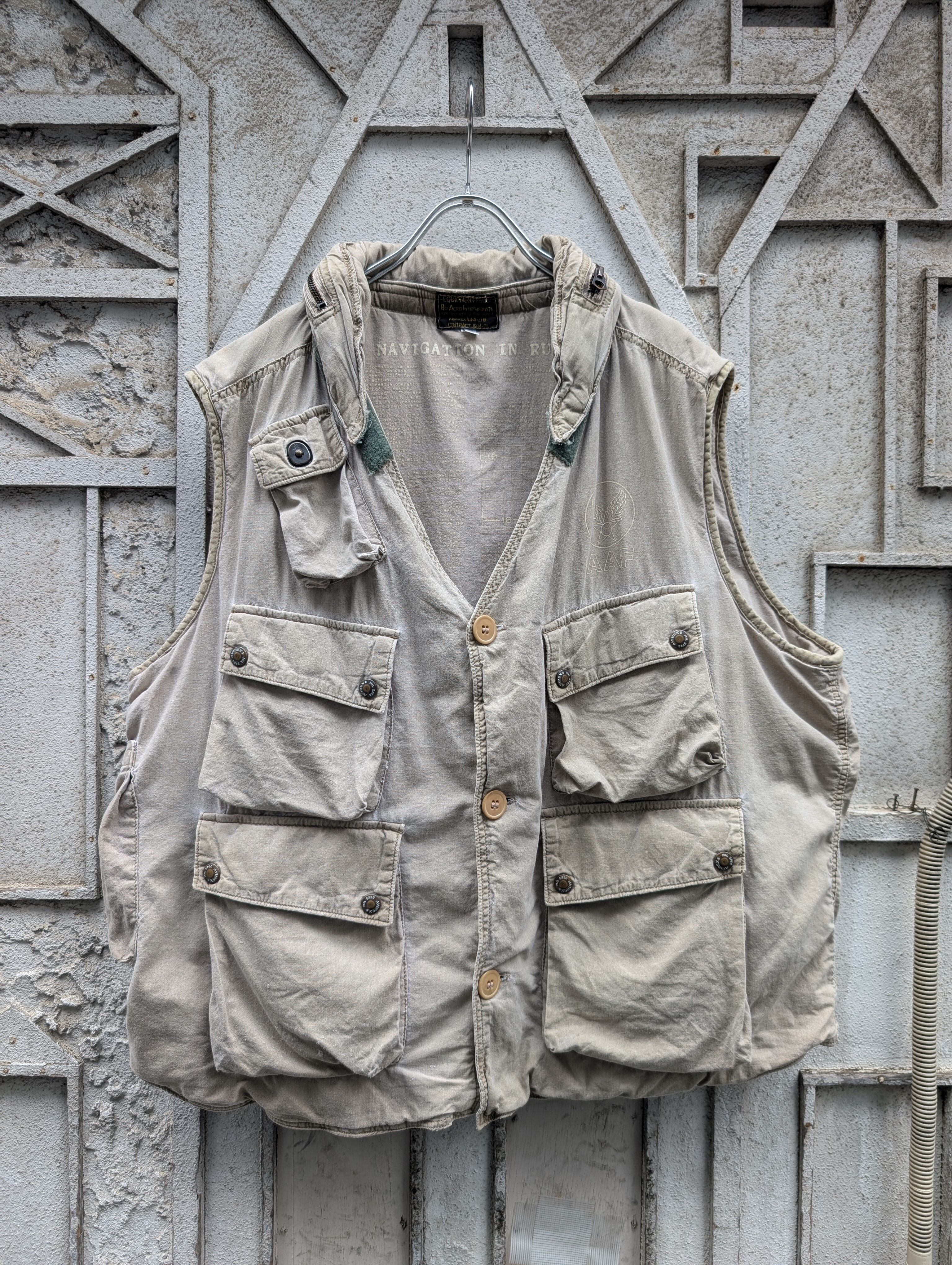 "AVIREX" JMC-15DM flight vest