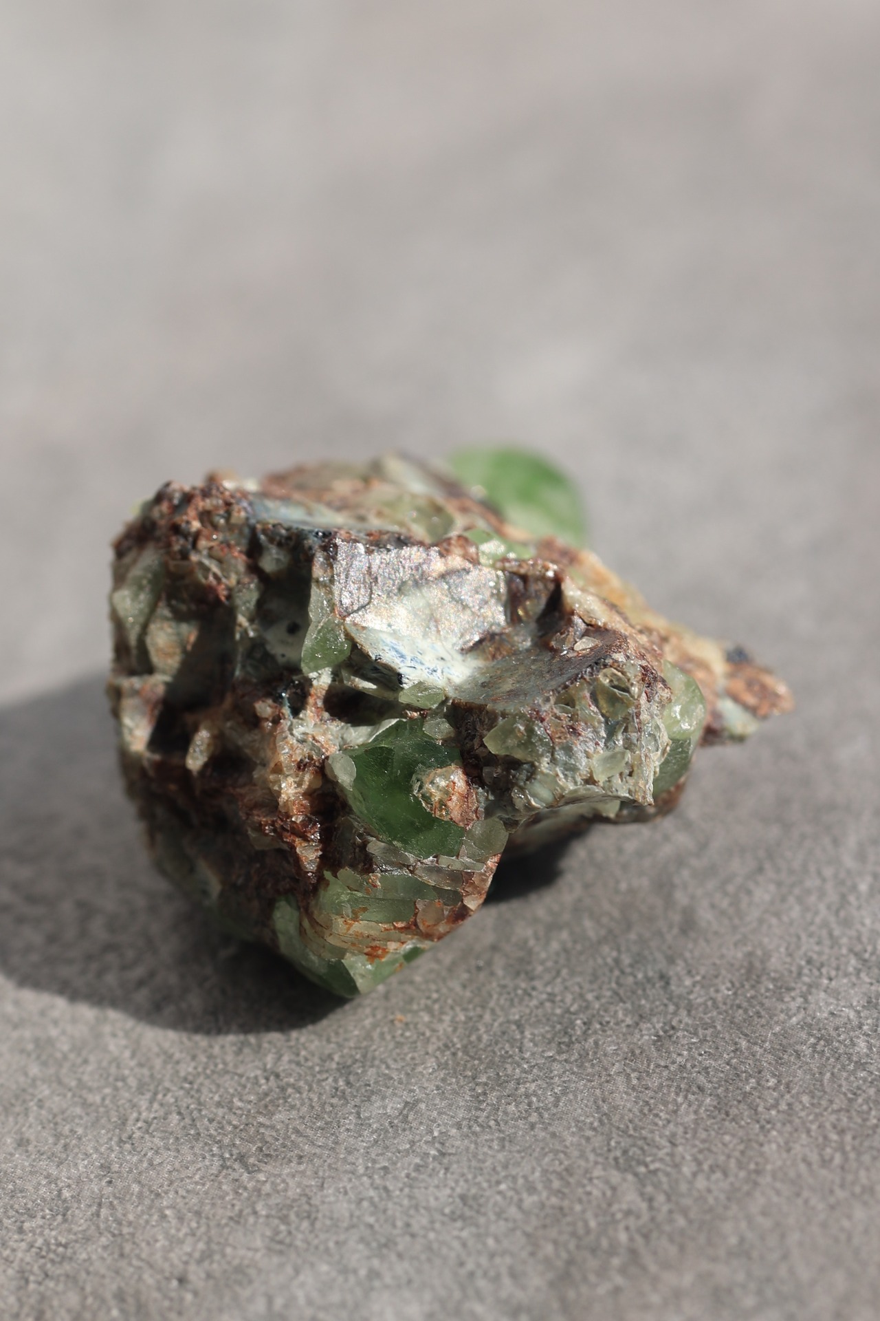 ペリドット「新緑の息吹」Peridot|天然石 原石 鉱物 パワーストーン | PD-H-002