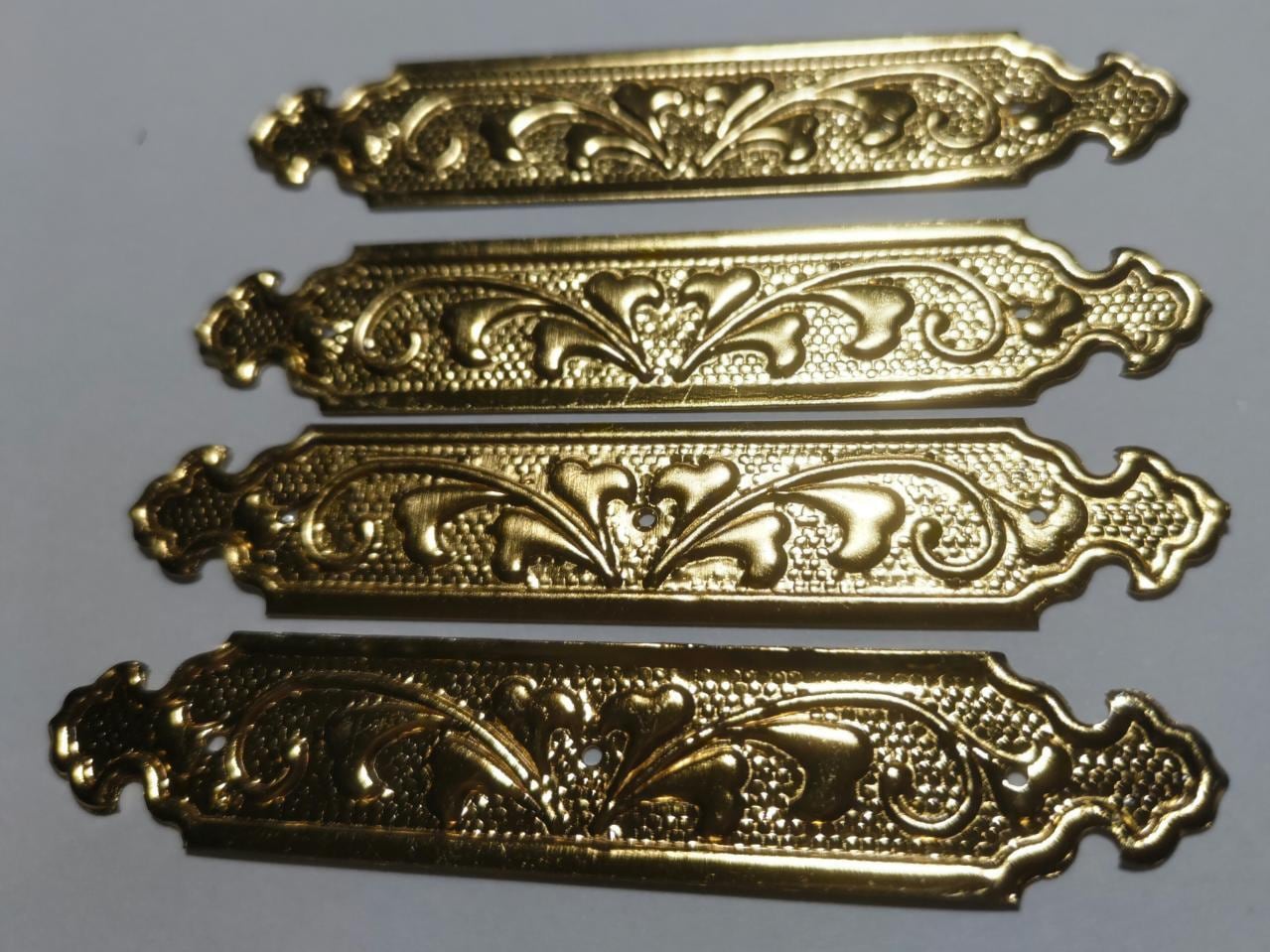 72mmx 10枚【神殿金具】 仏具、唐草、神輿、山車、神棚真鍮金具