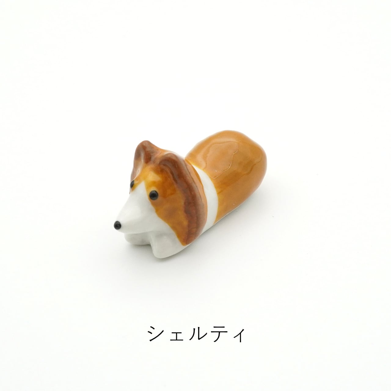 犬の形の箸置き 箸置き（うたたねしている犬・ゴールド）