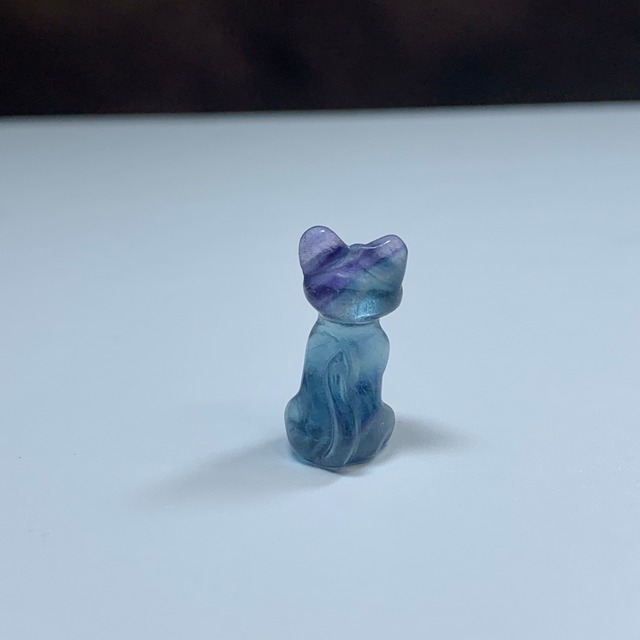 14.透明度有・可愛いフローライトねこちゃん