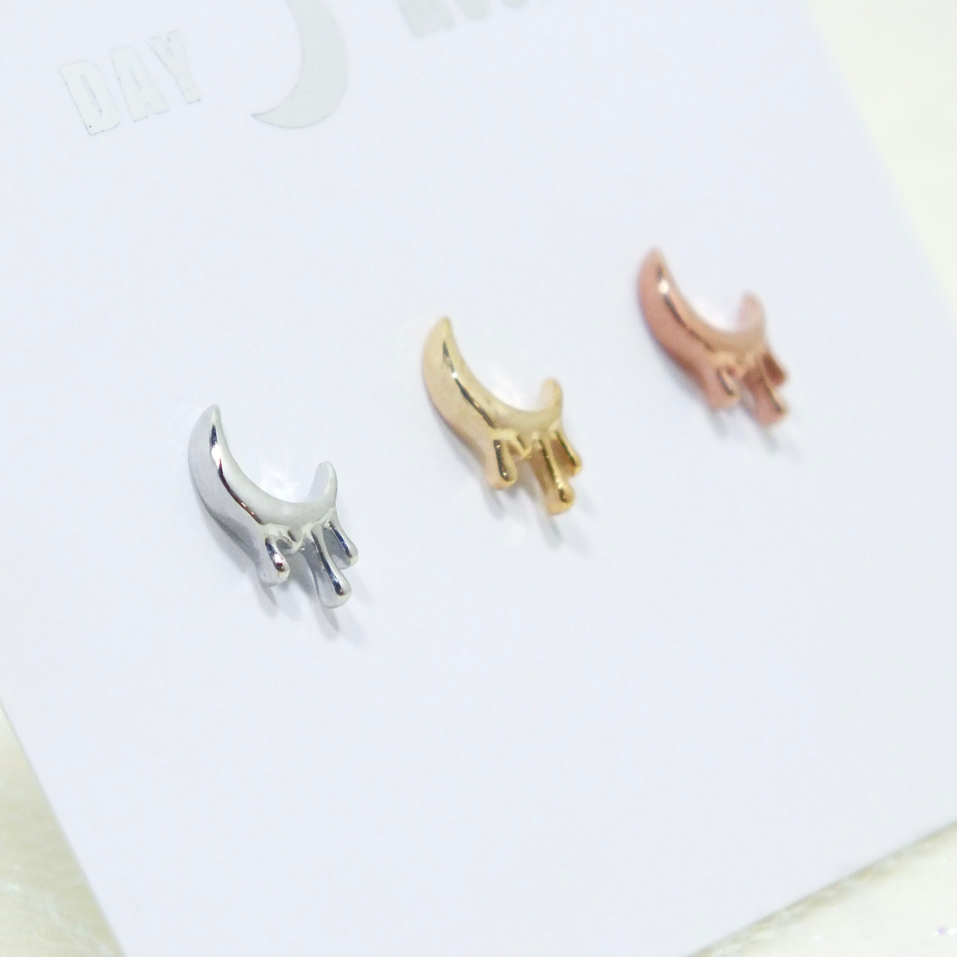 【MIDNIGHT MOMENT】ribbon down earring ピアス☆送料関税込 midnight piercing | day moon