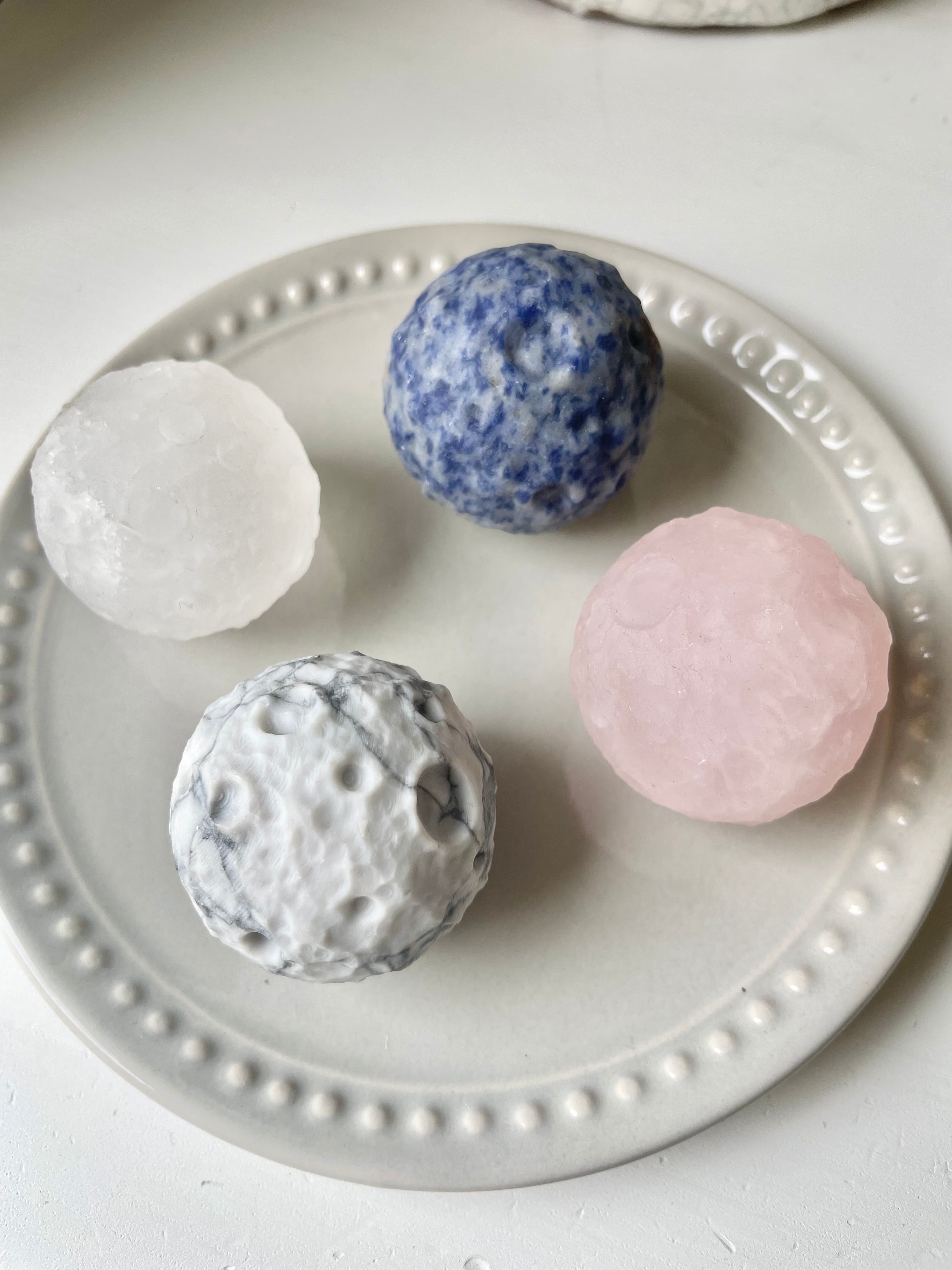 Moon Sphere / 月型スフィア | AINA MINERALS