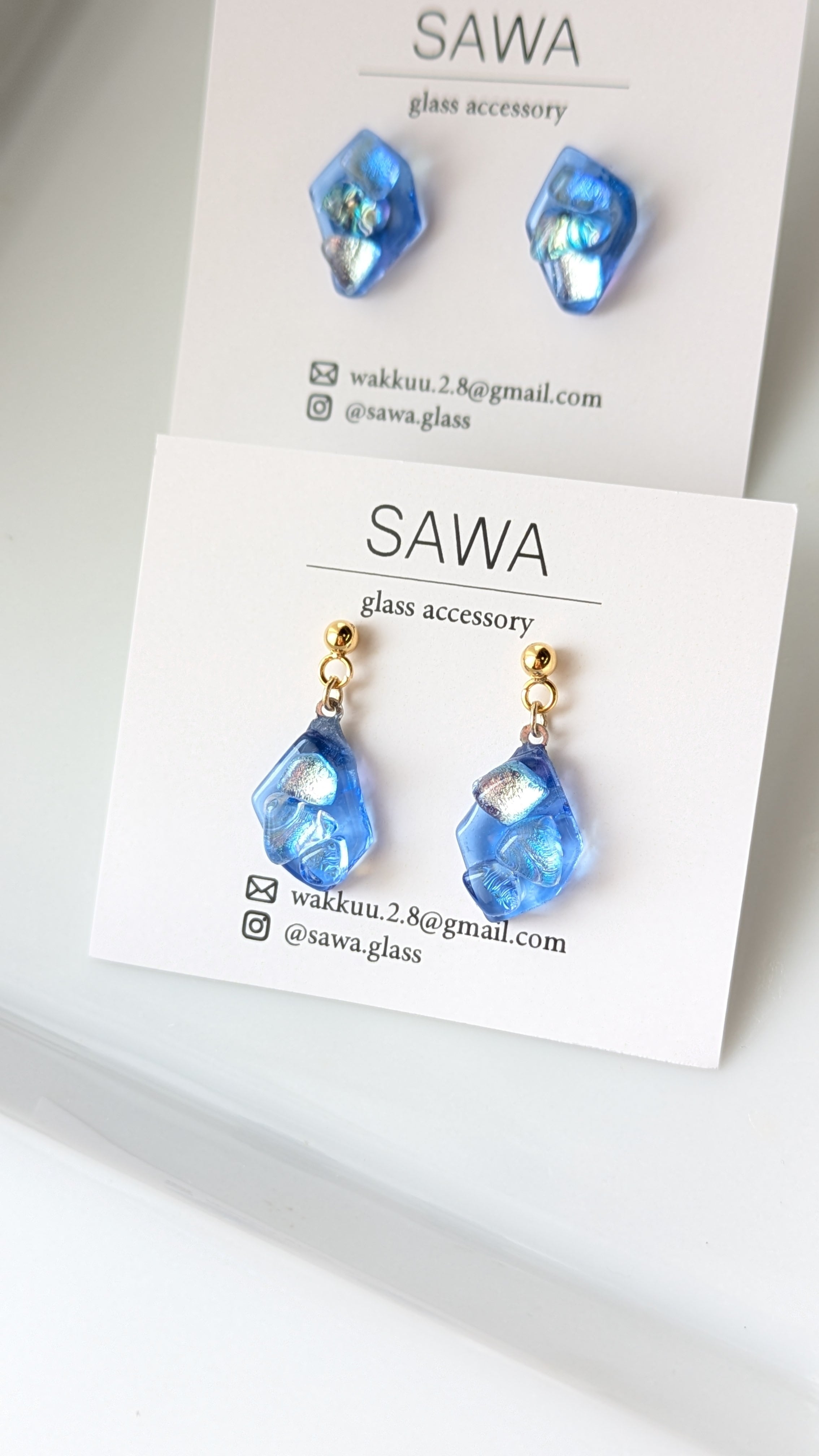 オーロラガラスが煌めくガラスアクセサリー ブルー | SAWA