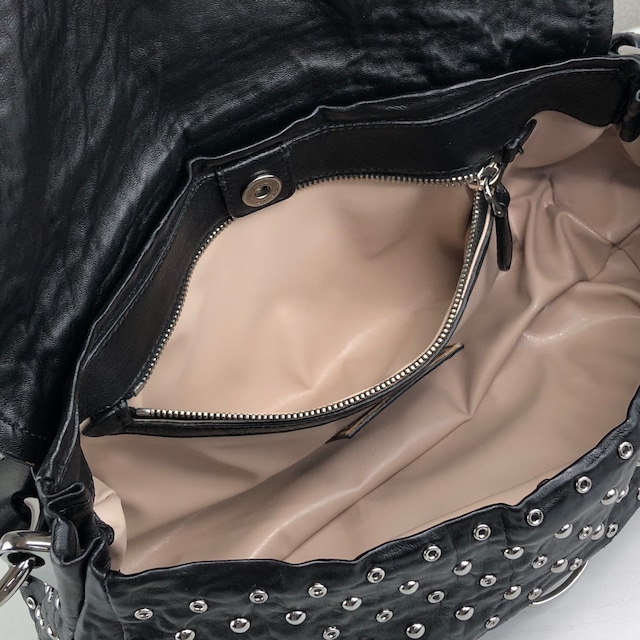 PRADA プラダ ショルダーバッグ ブラック プッシュロック レザー スタッズ セミショルダー vintage ヴィンテージ オールド mh4vuk