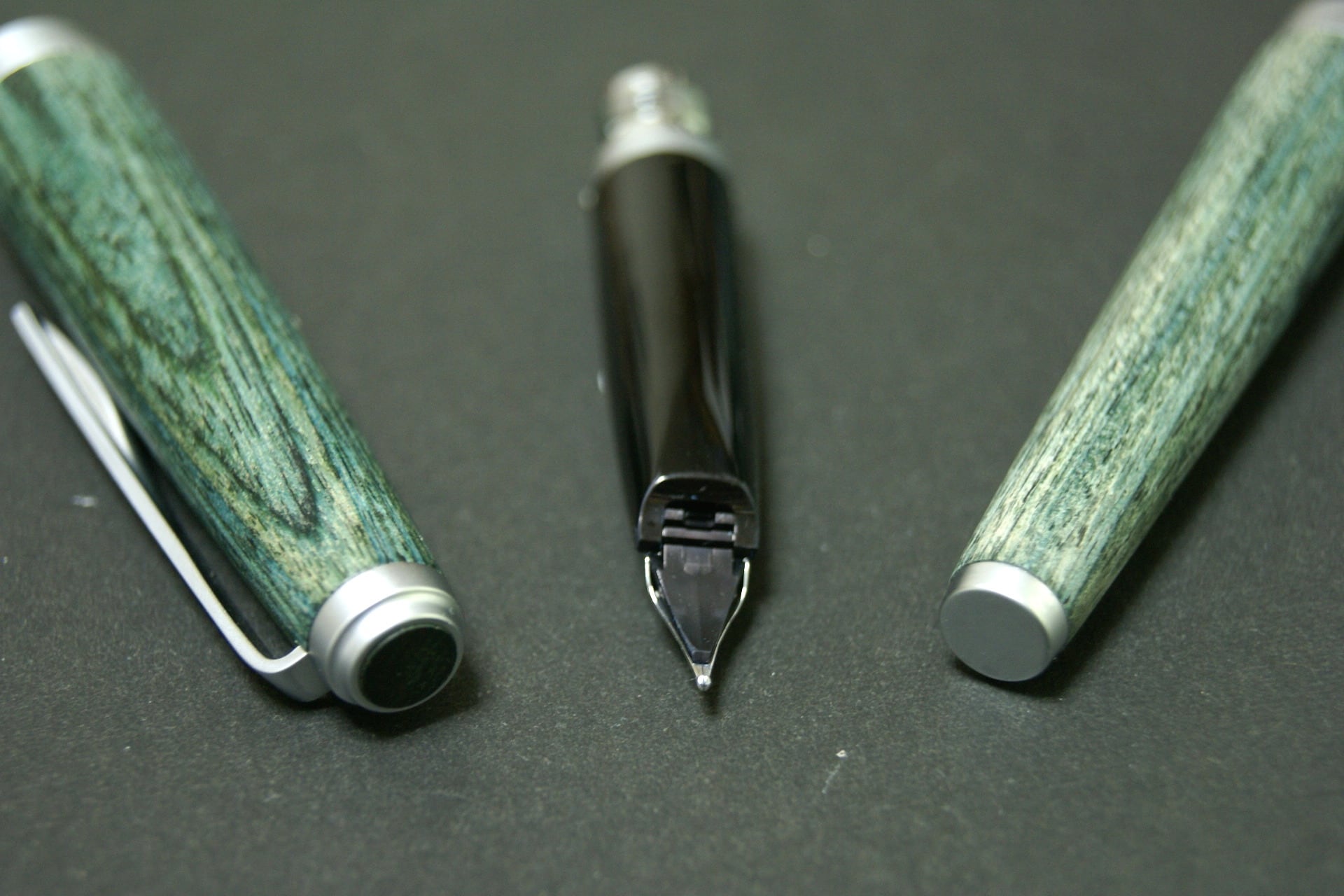 セーラー万年筆 木軸 積層材 旧 SAILOR （太字） 18K 00900 | 川口明弘