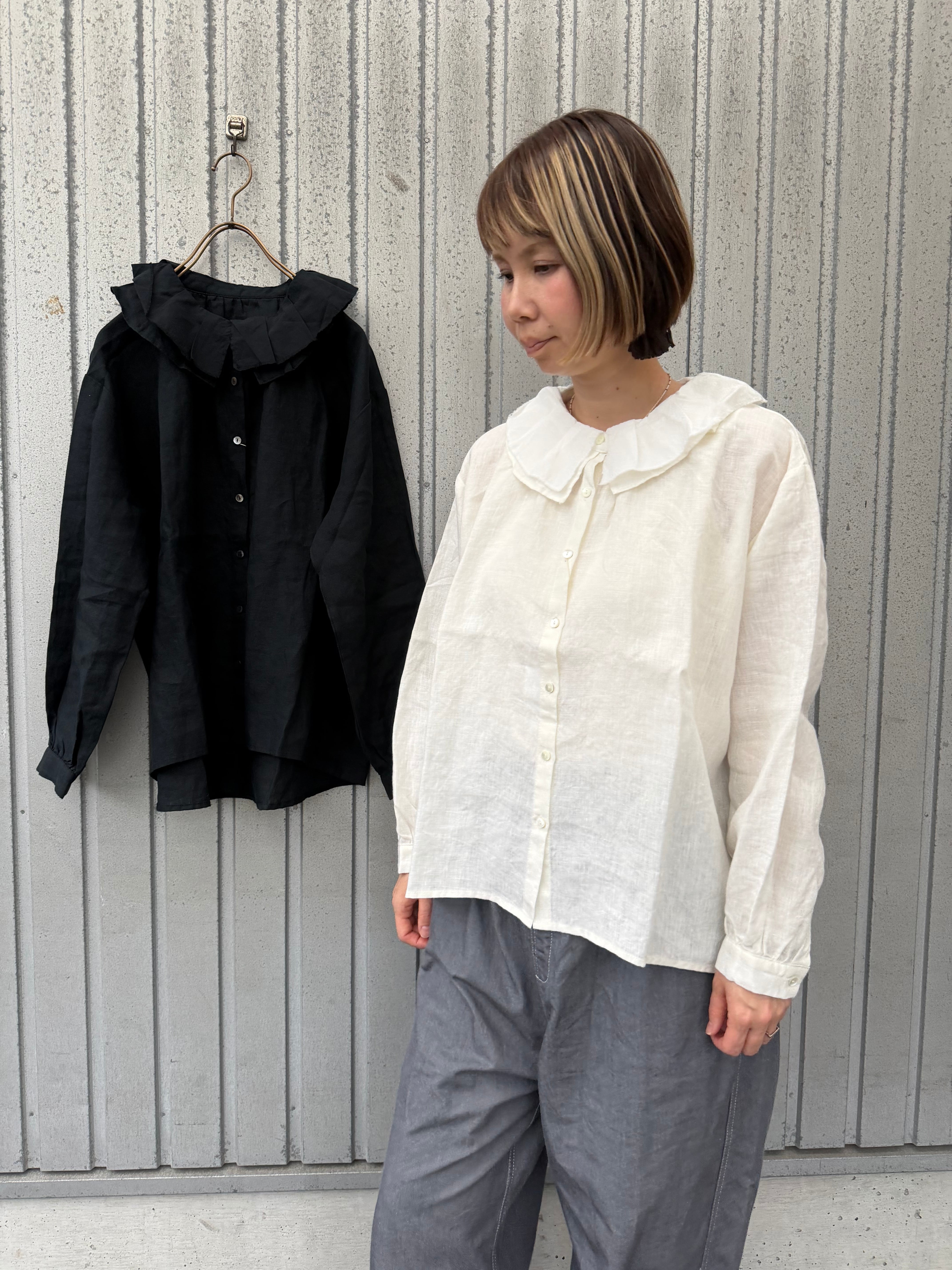 リネン2重フリル衿ブラウス/blue willow'25AW/01EWP11505 | WACKY