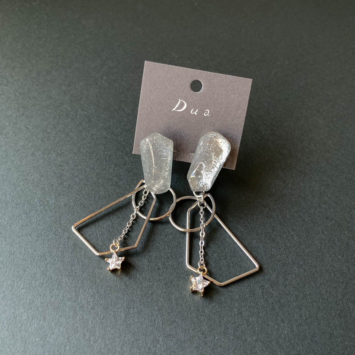 キラキラ夜空の〈ピアス/イヤリング〉 | Dua-アクセサリーパーツショップ