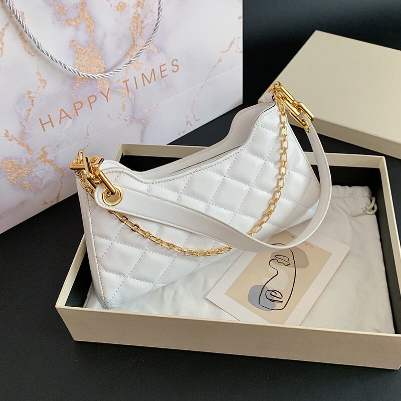 人気のスモールバッグレディースバッグ2020夏新しい流行のファッションワイルドワンショルダーアンダーアームバッグネットレッドレディースハンドバッグ 手作りハンドバック82158920773