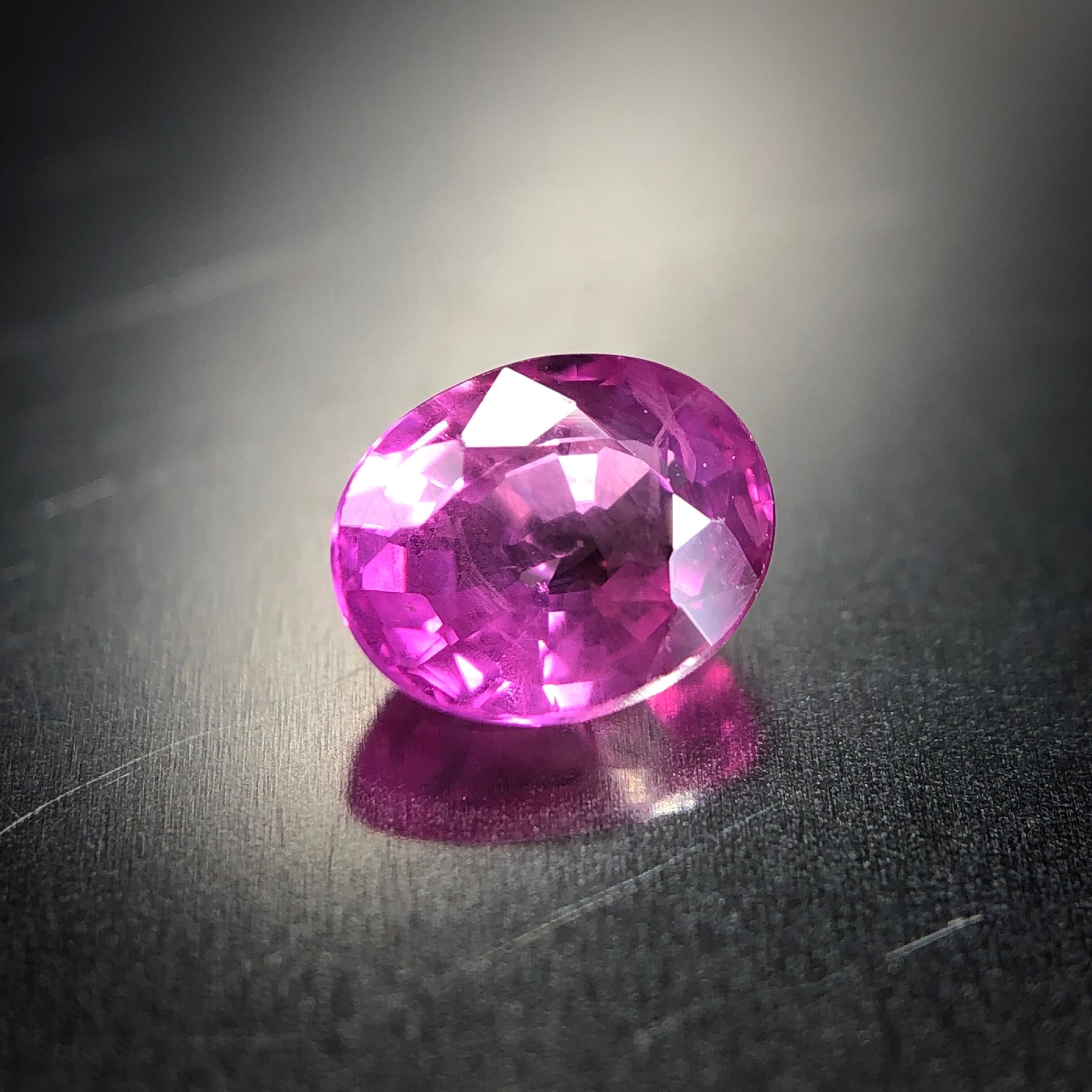 ベルベットの優雅な光沢 0.43ct 天然 シルキーピンクサファイア | Frederick’s Gems&Jewelry powered by  BASE