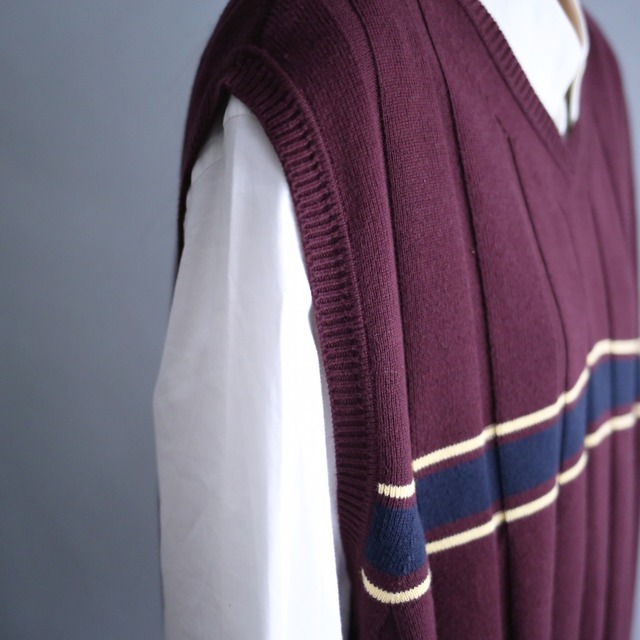 "TOMMY HILFIGER" line design loose 3D knit vest