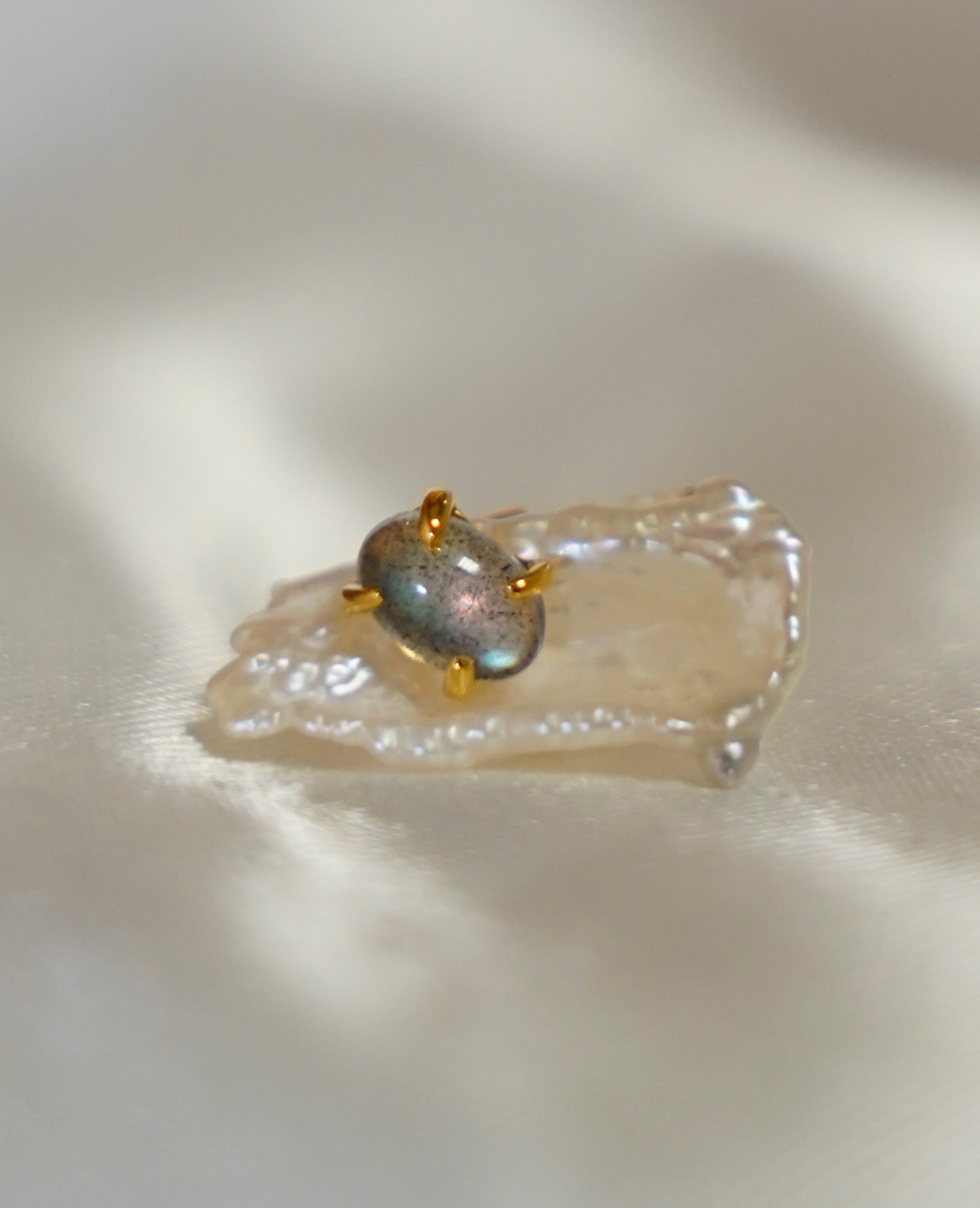 (SV)Thalatta pierced(Labradorite)
