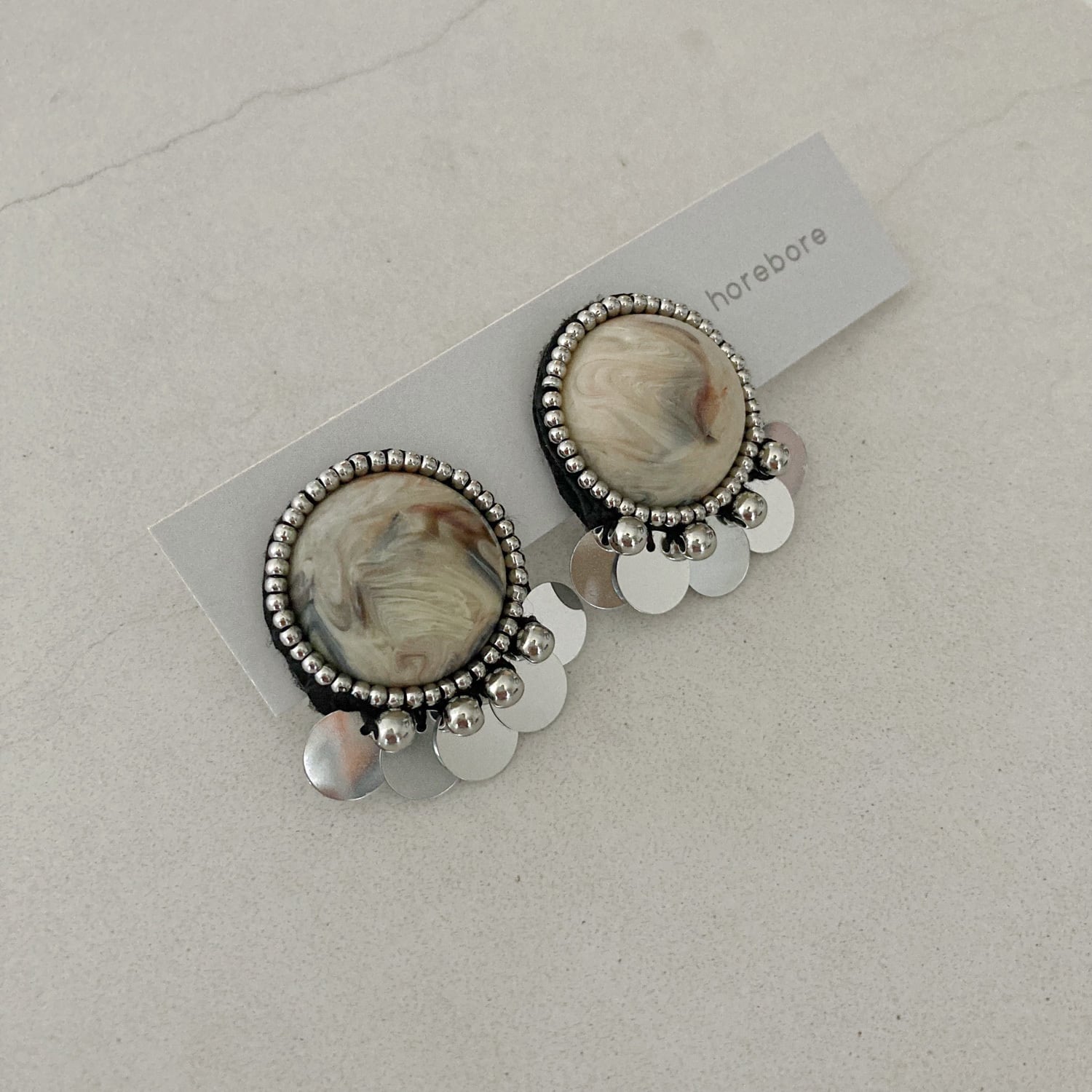 swirl beige (pierce / earring)