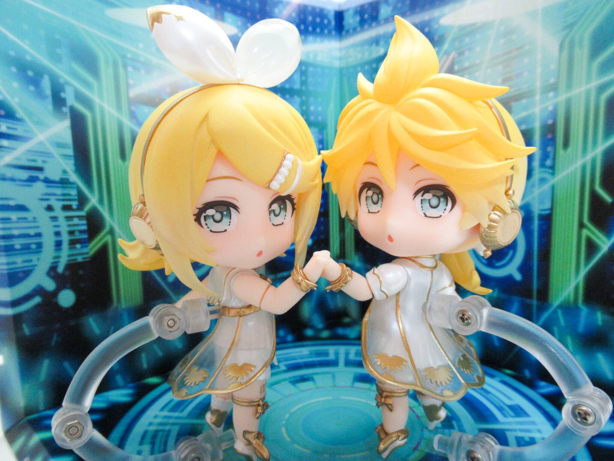 再入荷【1919】 鏡音リン シンフォニー2022Ver. 手パーツ 組み手 手