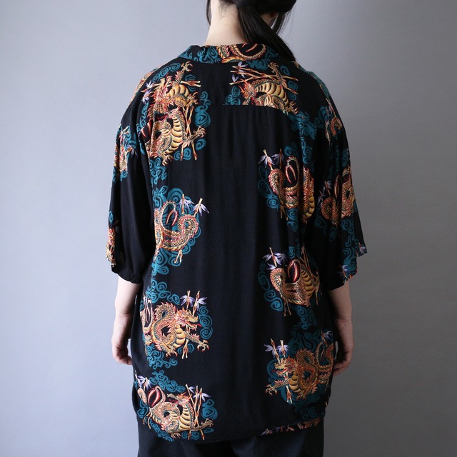 "龍" motif good coloring pattern over silhouette open collar s/s shirt