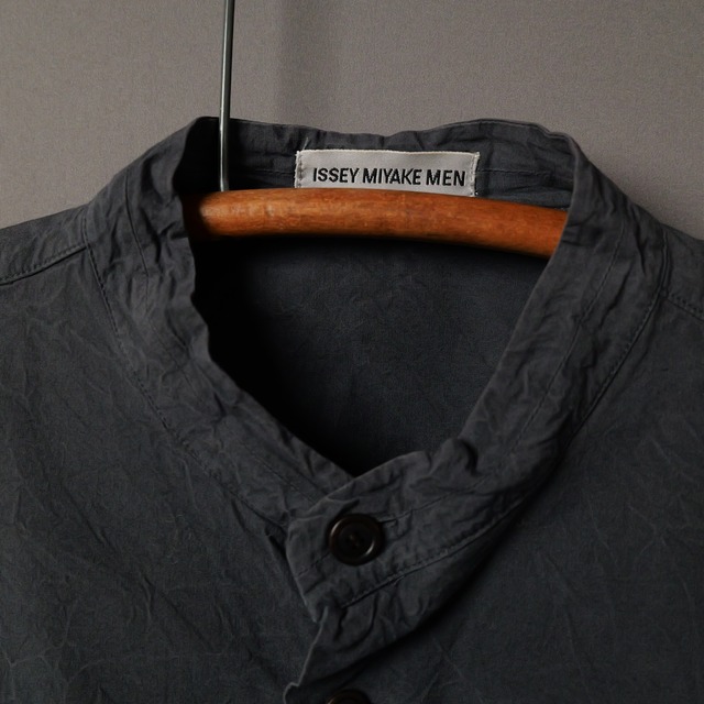 [ISSEY MIYAKE MEN]  Stand Collar Utility Shirt