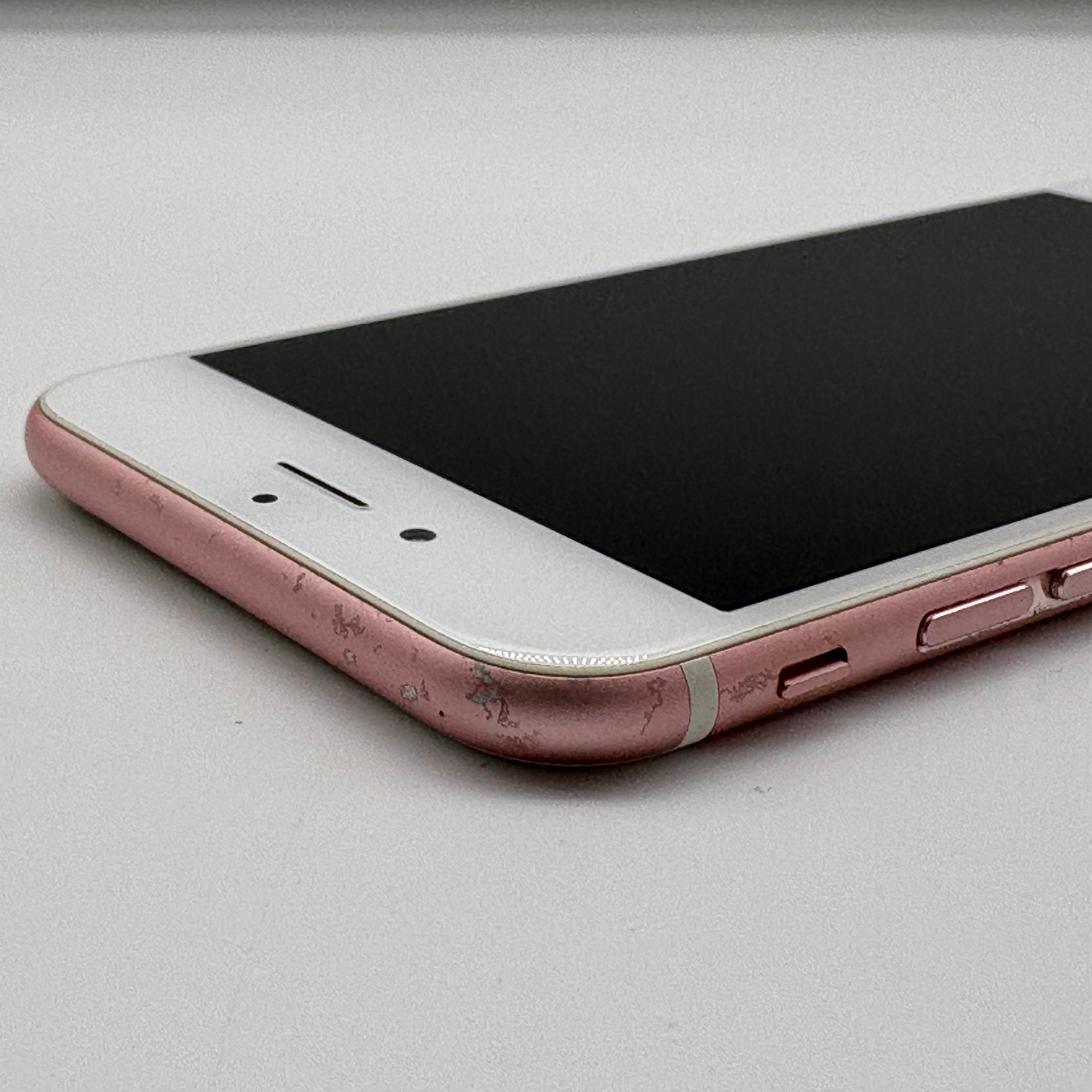 iPhone6s 64GB SIMフリー サブ機 サブ端末 ゲーム用スマホ SIMロック