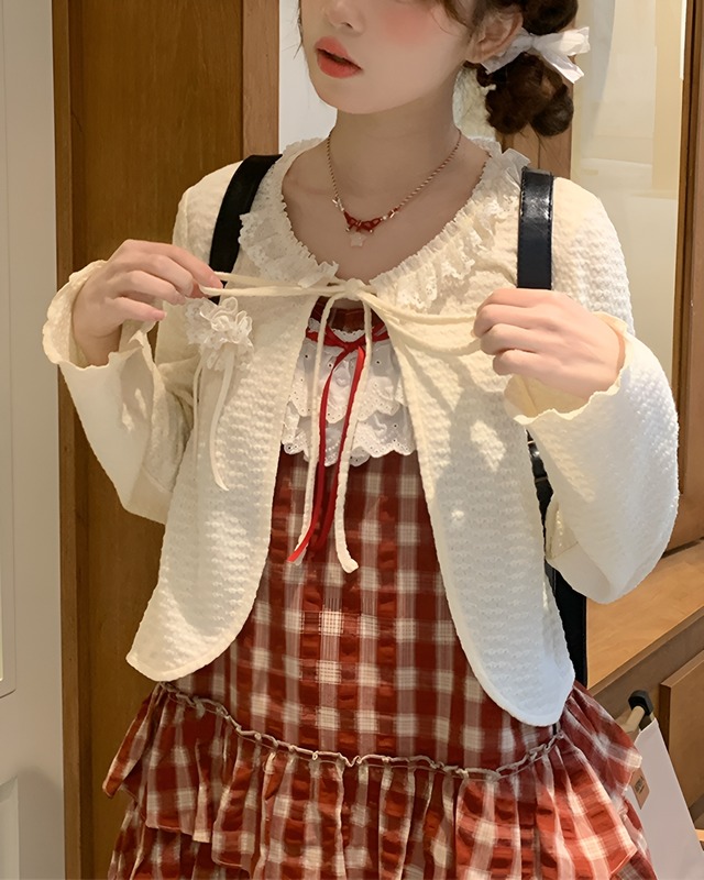 クリームレースフリルカーディガン　25WP03020