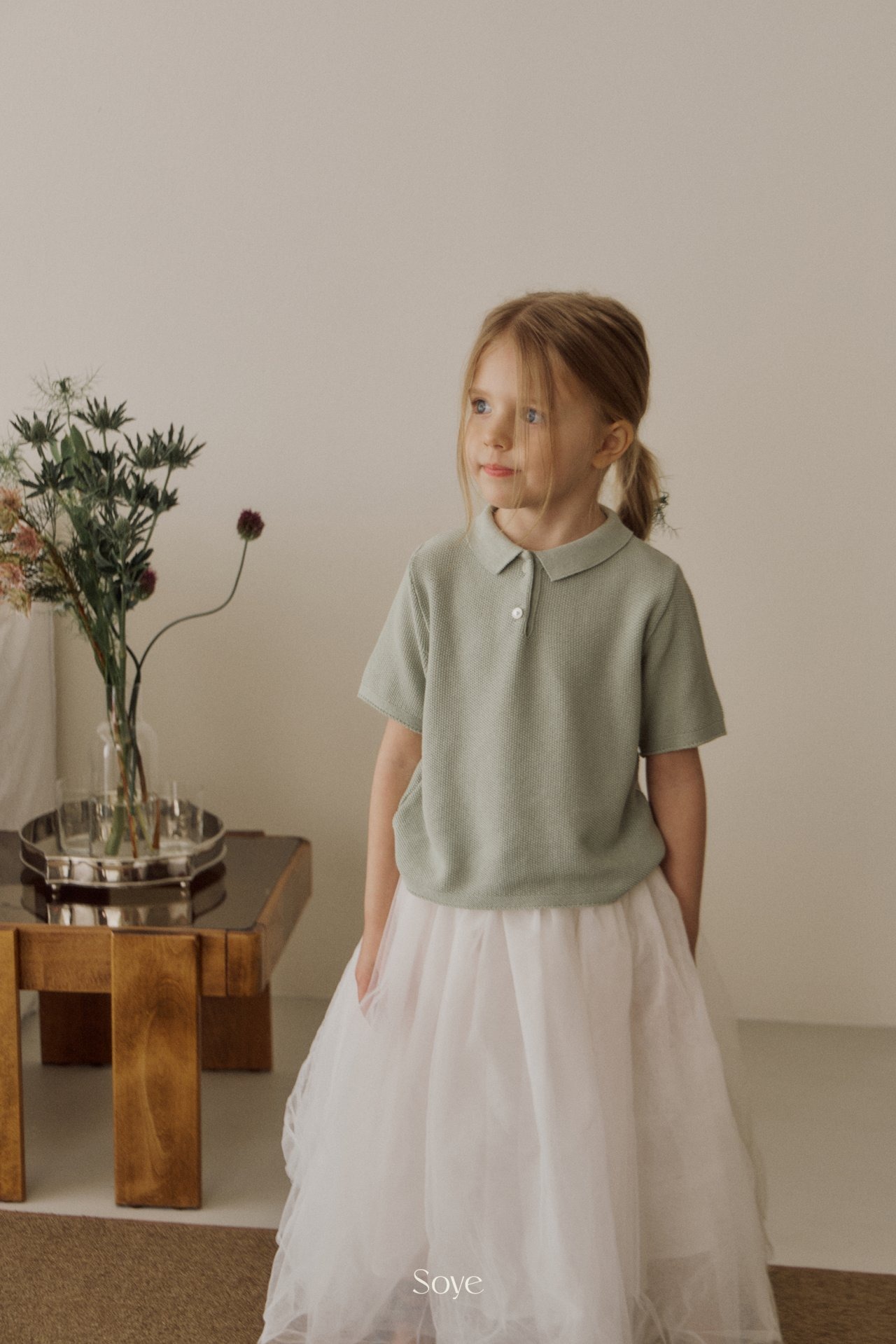 [SOYE] Basic Collar Knitwear / [소예] 베이직카라니트