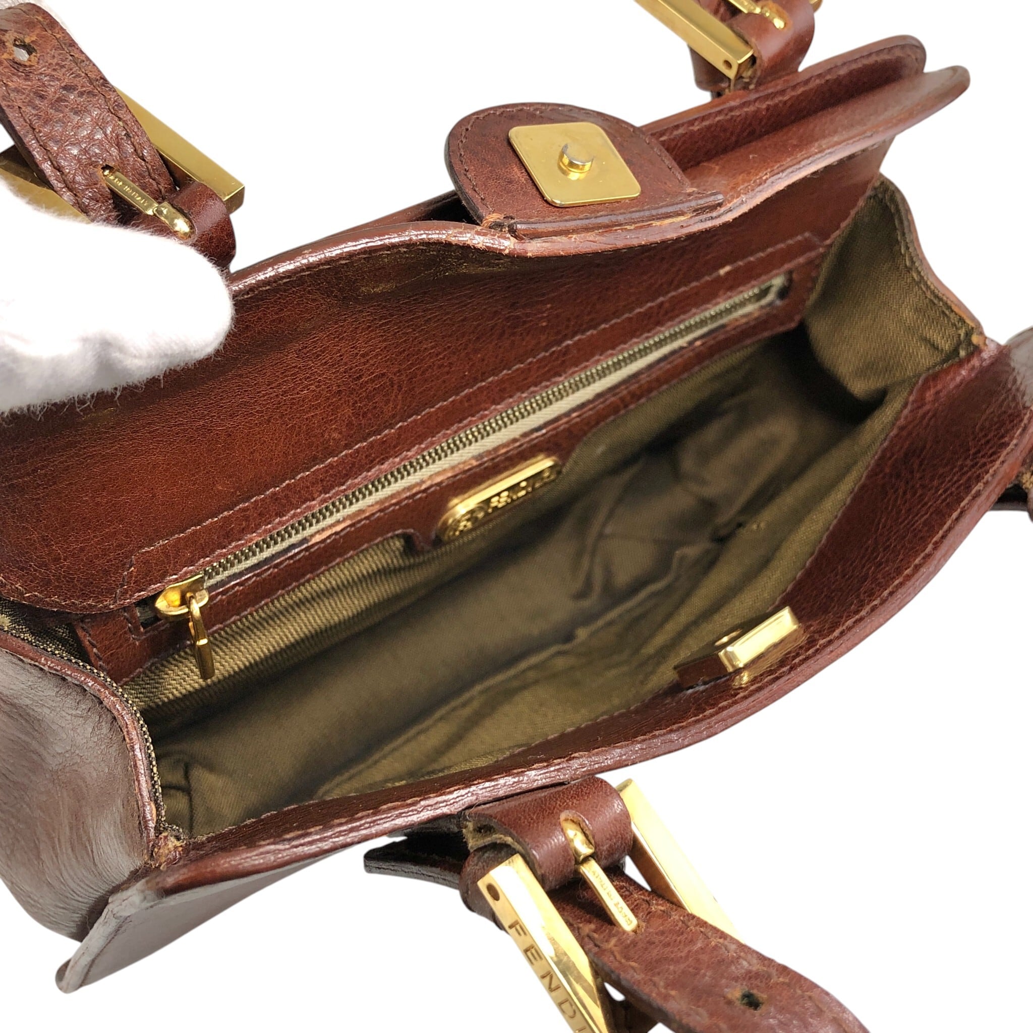 FENDI ブラウンレザーハンドバッグ☆ヴィンテージ 楽天市場】希少 FENDI フェンディ ヴィンテージ カーヴィング キャメル