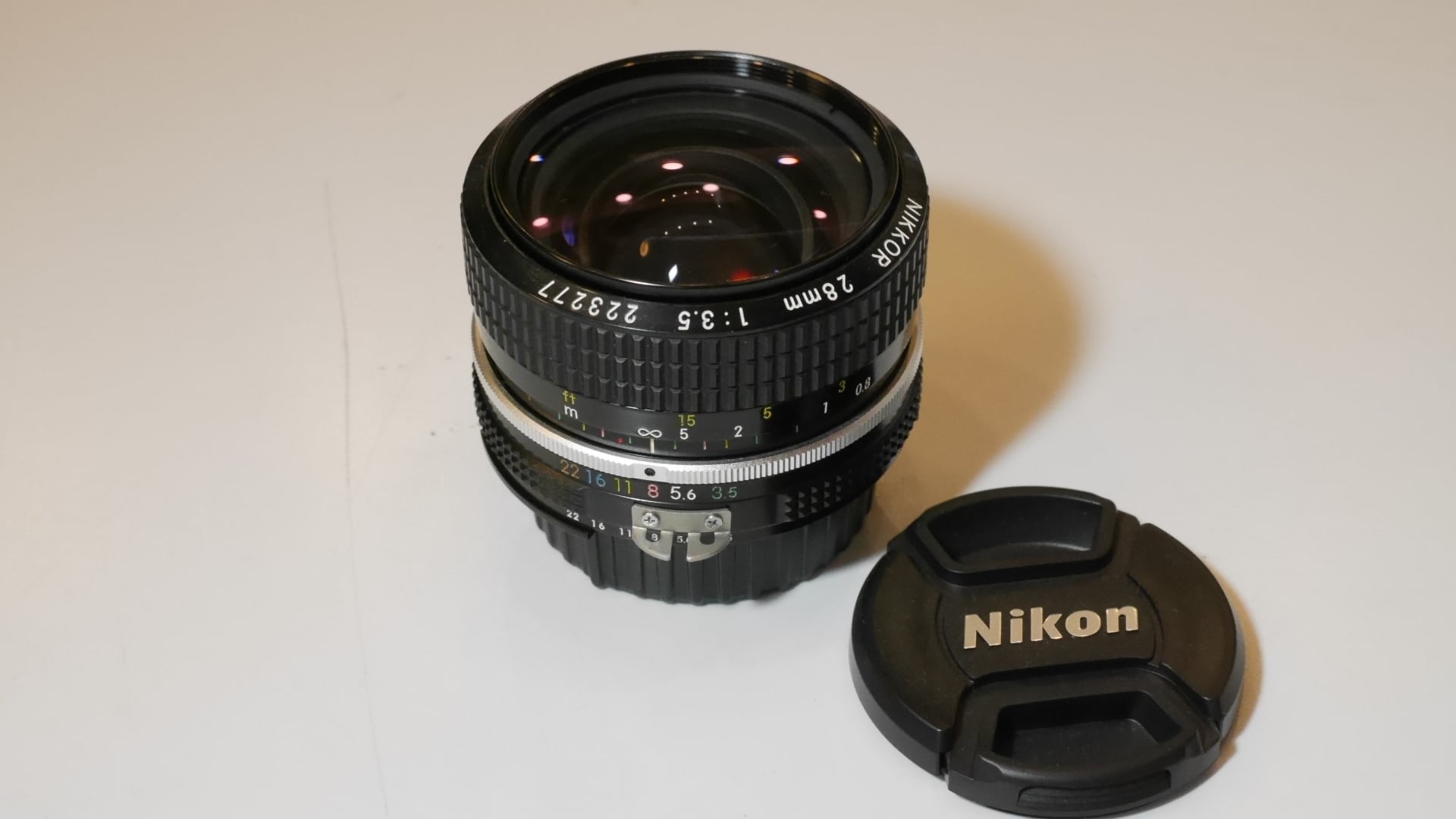 てなグッズや 広角 3.5 28mm NIKKOR Ai-s Nikon 単焦点 F レンズ