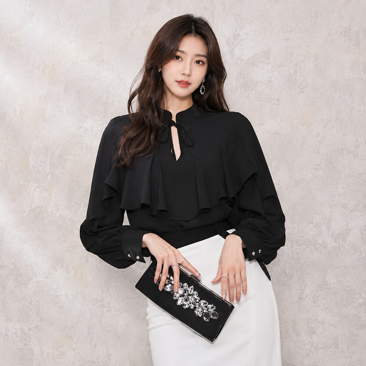 Ribbon Tie Long Sleeve Blouse V3582