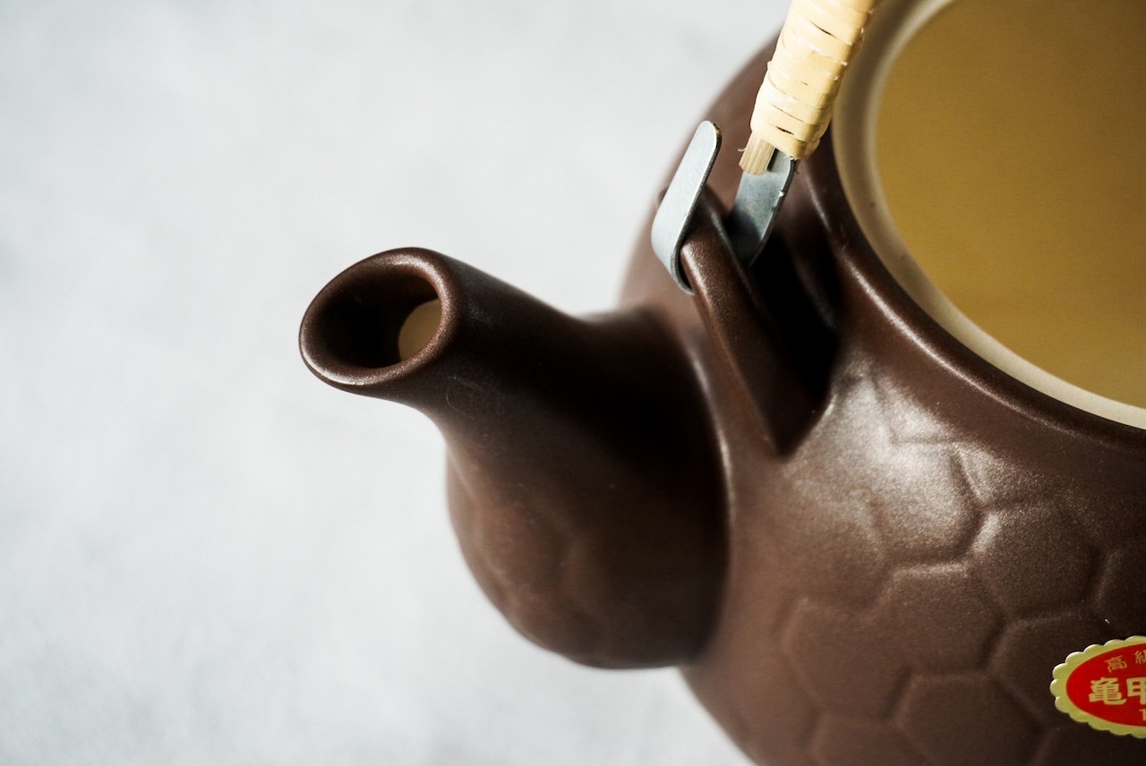 亀甲土瓶(茶)1.5L