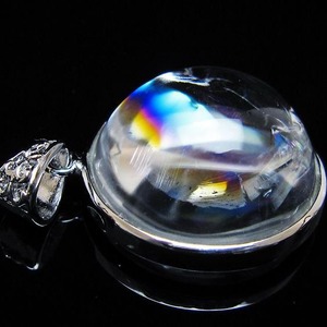 アイリスクォーツ 水晶 ペンダント 虹入り 一点物 112-12386