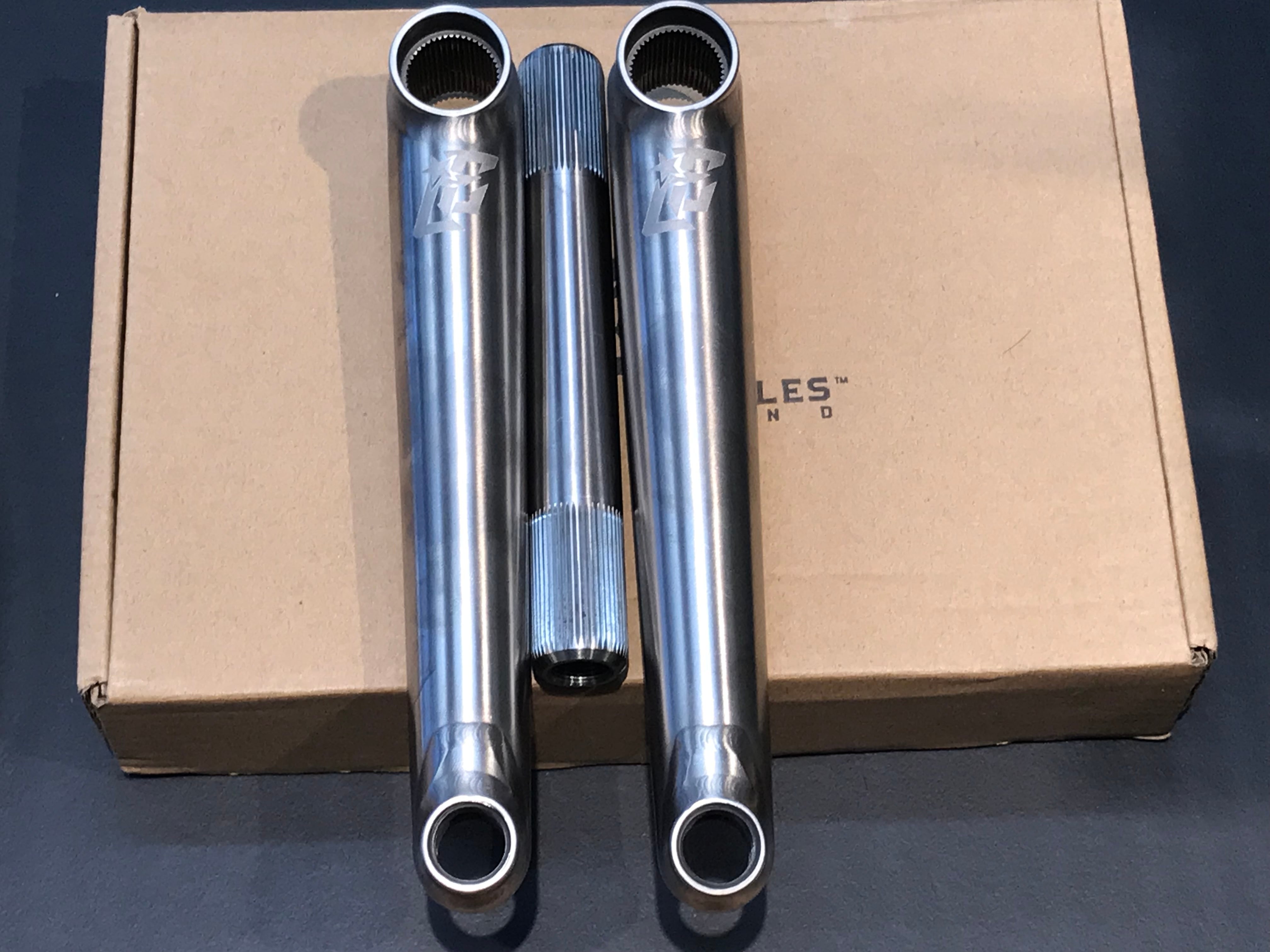 BMX クランクPROFILE RACING 165 TITANIUM GDH Profile Racing Cranks with new light GDH Spindle Americancycle.com