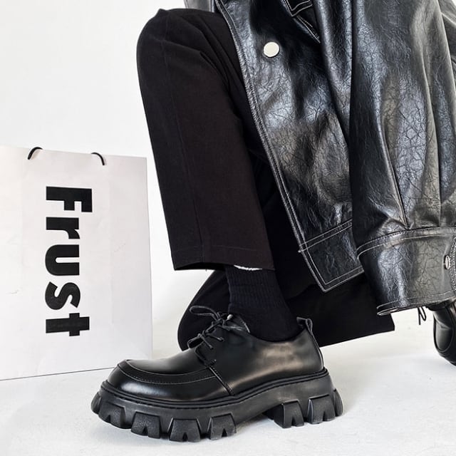 ブラックレザー ローファー厚底 PRADA ブラックレザー 厚底ローファー 世界中で完売続出】PRADA