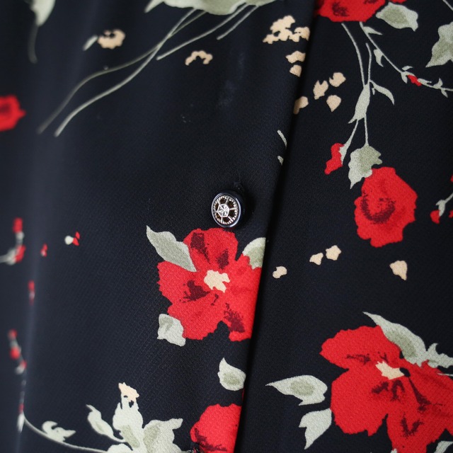 beautiful flower pattern and good button design h/s shirt