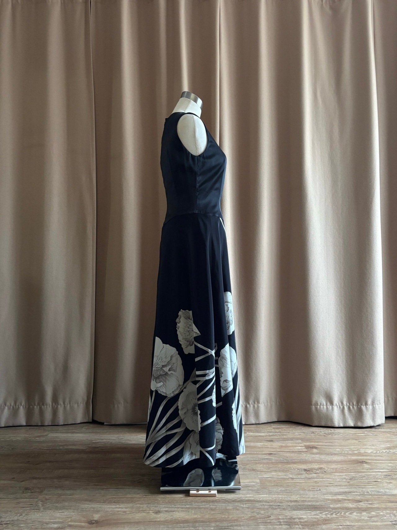 MADE IN JAPAN modern cross dress-4803-7