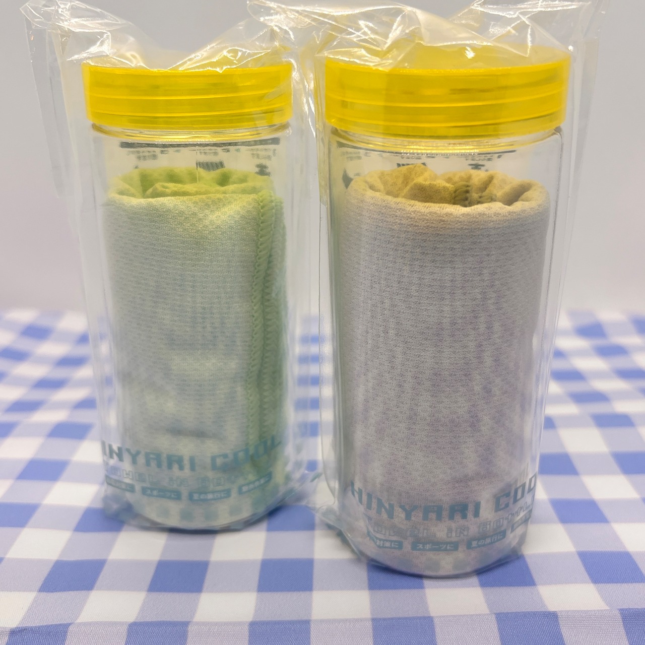 ひんやりクール ボトル入タオル