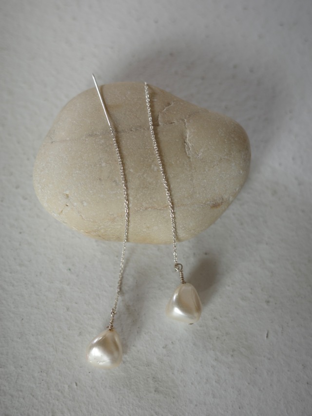 ＜vintage＞baropue pearl long chain pierce