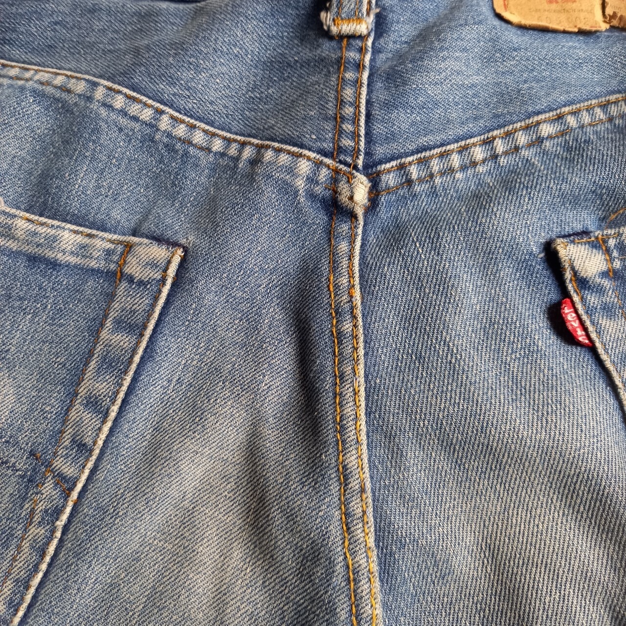 70s LEVI