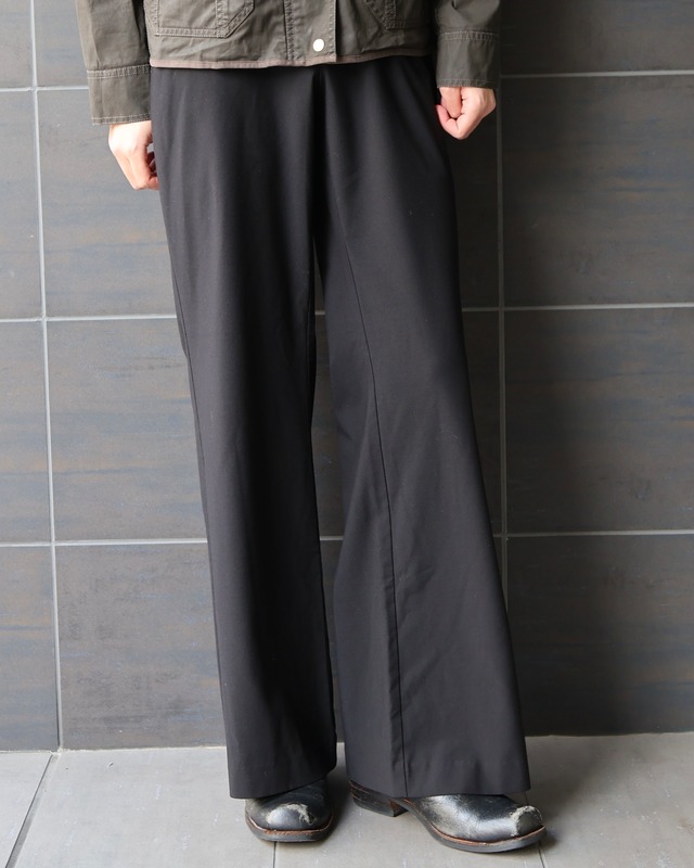 No-tuck wide straight slacks