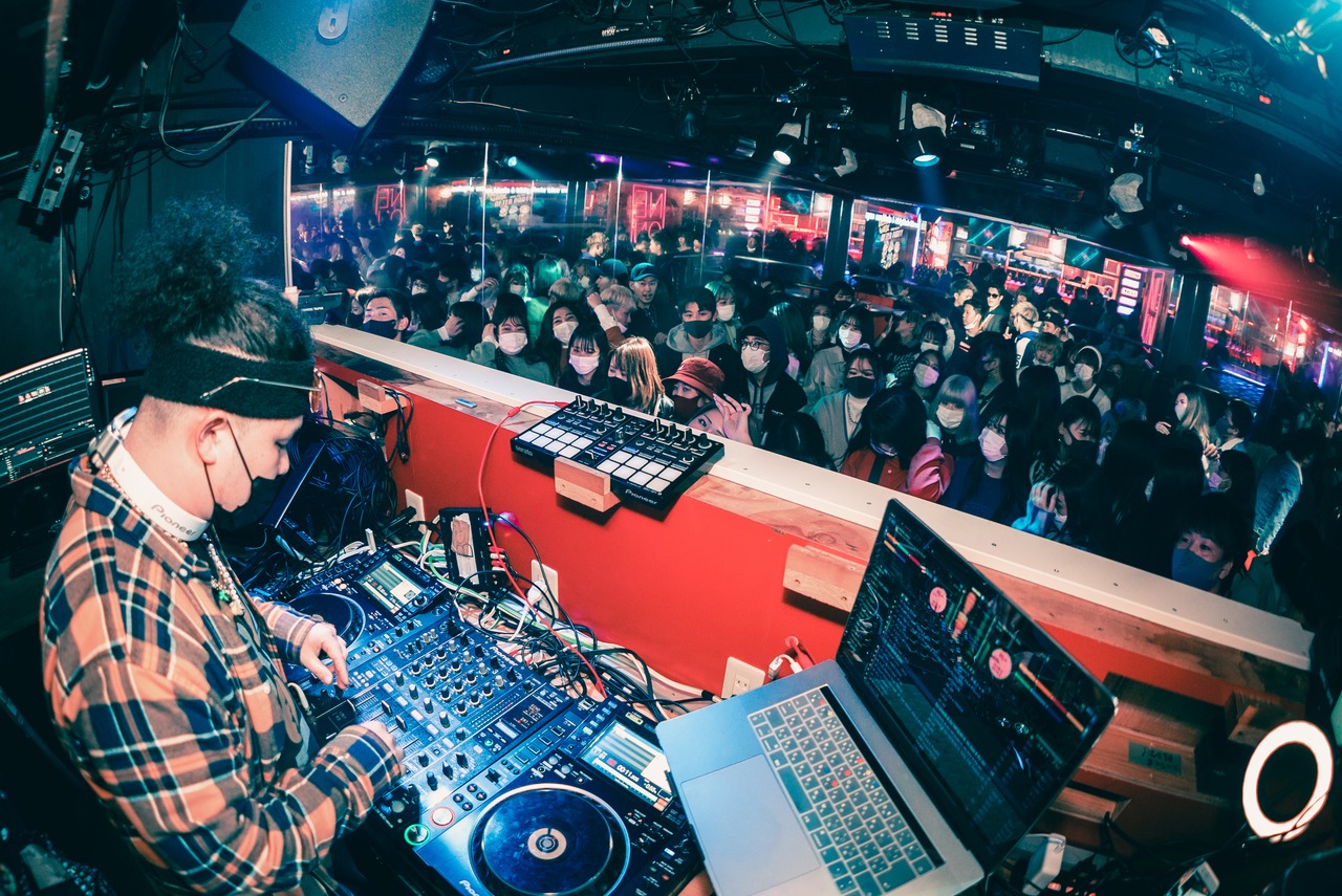 男性チケット GIRLS RAVE @ NEON FUKUOKA 6/18 2020