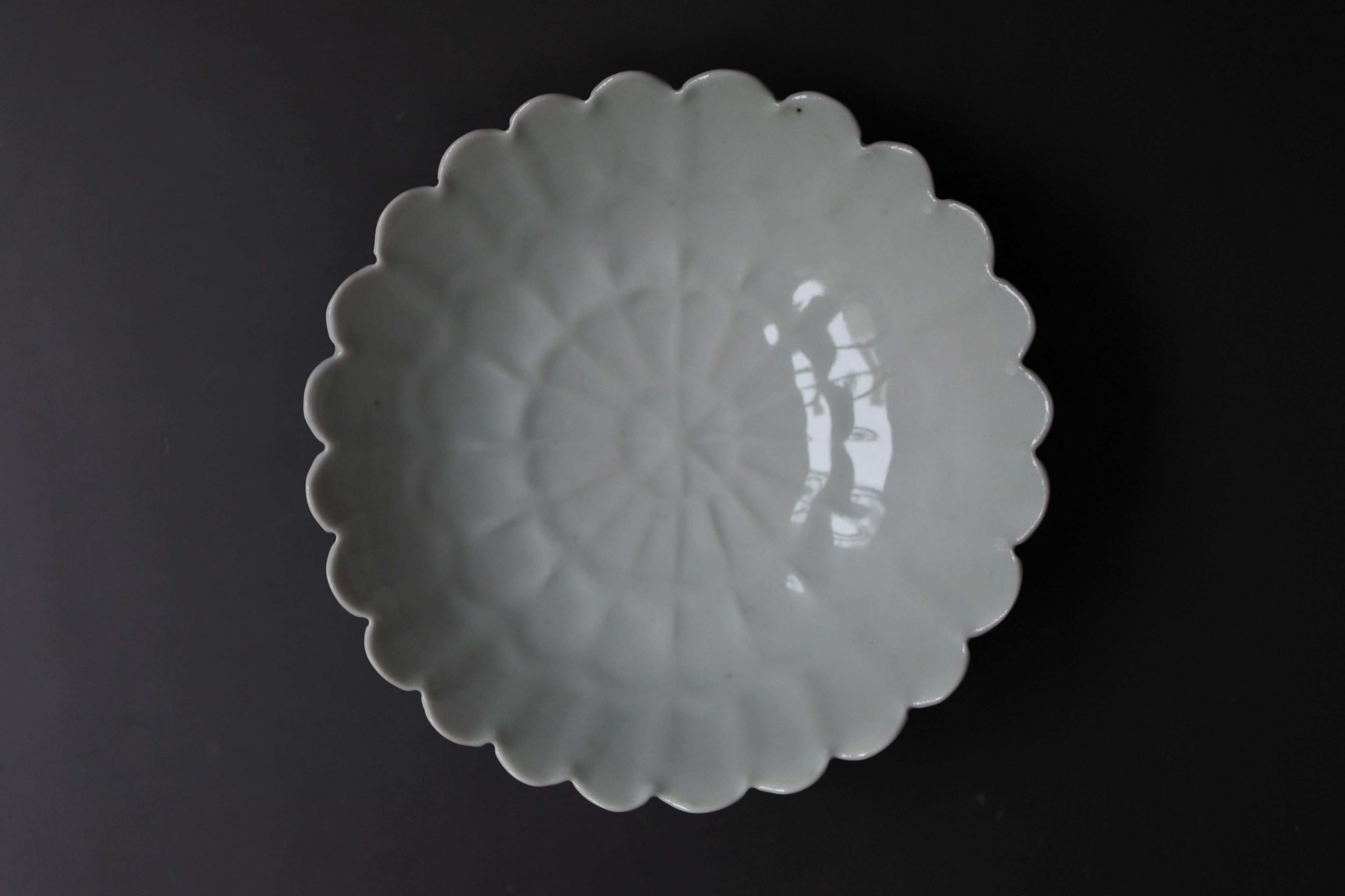 前田麻美 白磁5寸菊鉢 | 鎌倉倶楽部 茶寮