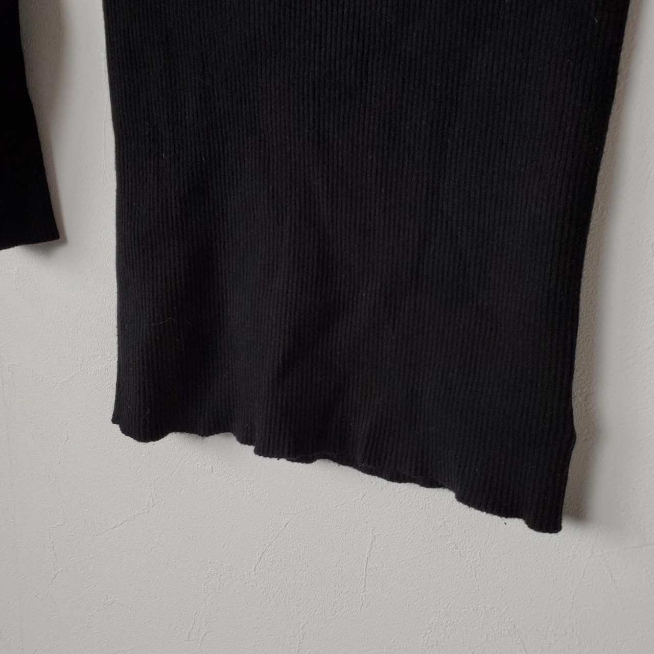 【USED】マーキュリーデュ　黒ニット　オフショルダー　お出かけニット　美品