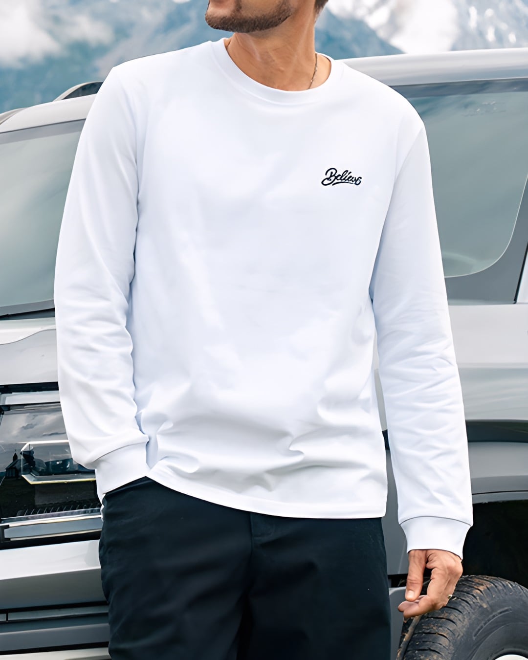 刺繍入 クルーネックTシャツ 5色 E0130