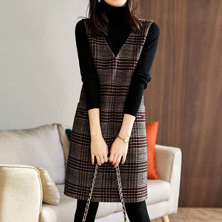 ワンピース 今年も大流行 チェック柄 Vネック ノースリーブ Aライン 膝上 ジャンパースカート Moemoe19 Com ド定番から最新のものまで網羅 大人の女性のためのファッション専門店 ワンピース 今年も大流行 チェック柄 Vネック ノースリーブ Aライン 膝上 ジャンパースカート Moemoe19 Com ド定番から最新のものまで網羅 大人の女性のためのファッション専門店