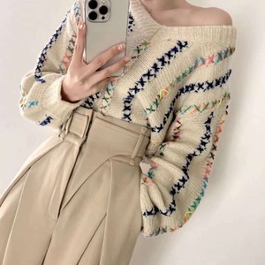 Vネックルーズニットトップス　AJ22231-6097