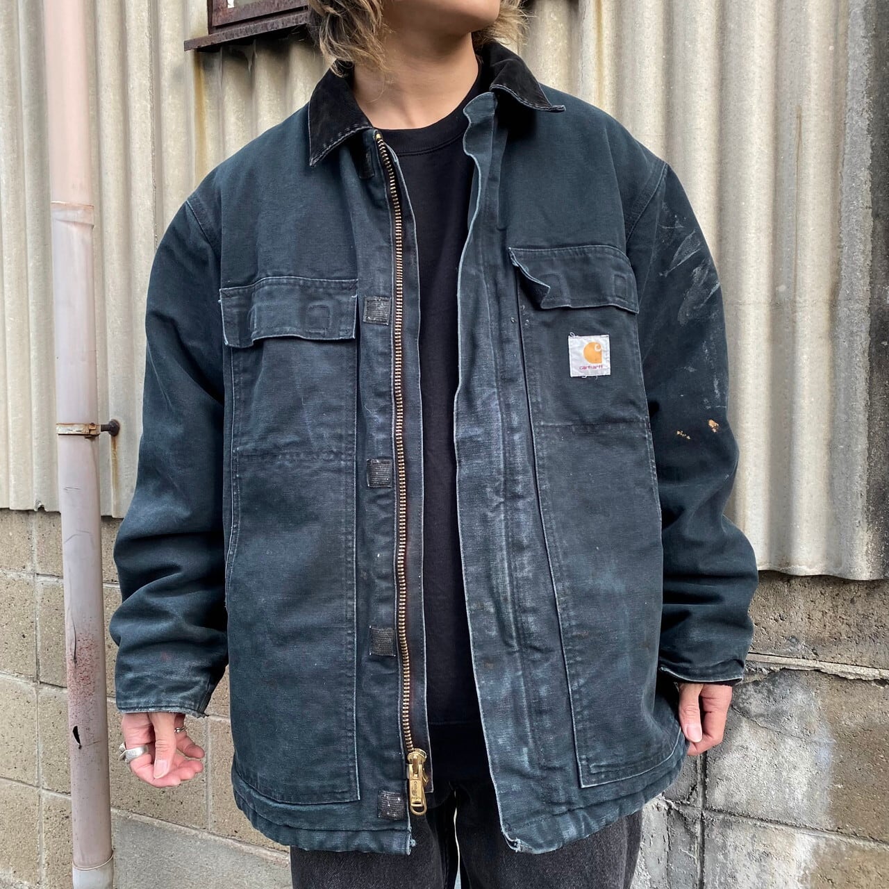 ビッグサイズ Carhartt カーハート Property Of U S Governments プリント入りトラディショナルコート ワークジャケット メンズ2xl相当 古着 Carhartt ダック地 カバーオール 中綿入り キルティングライナー ブラック 黒 大きいサイズ ワークジャケット 23al15