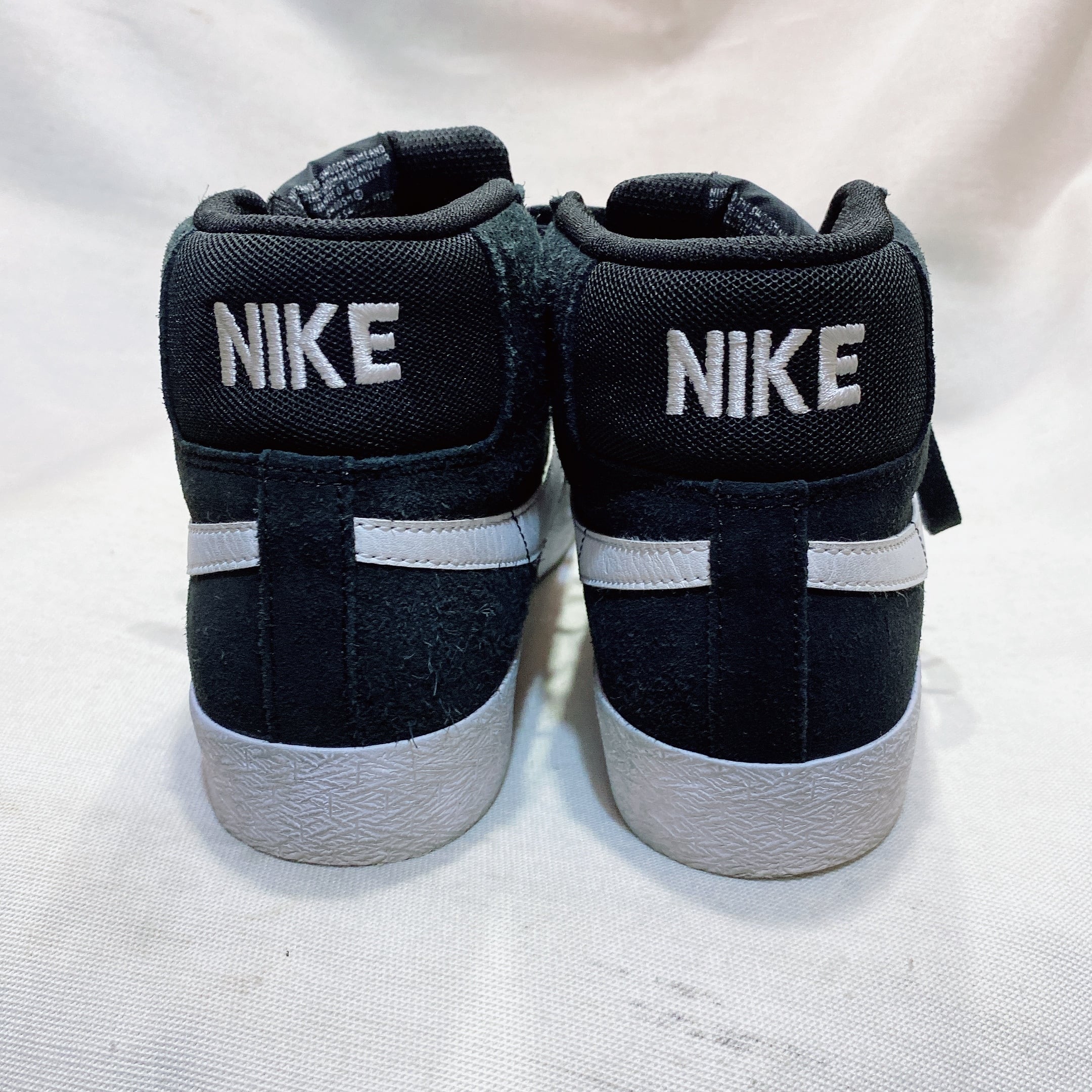 ナイキSB スニーカー 黒 ハイカット NIKE SB BLAZER MID 864349 | UTA